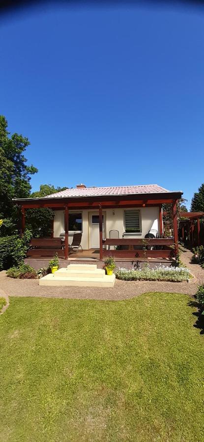 Bungalow Idylle Am See Neuruppin Kültér fotó