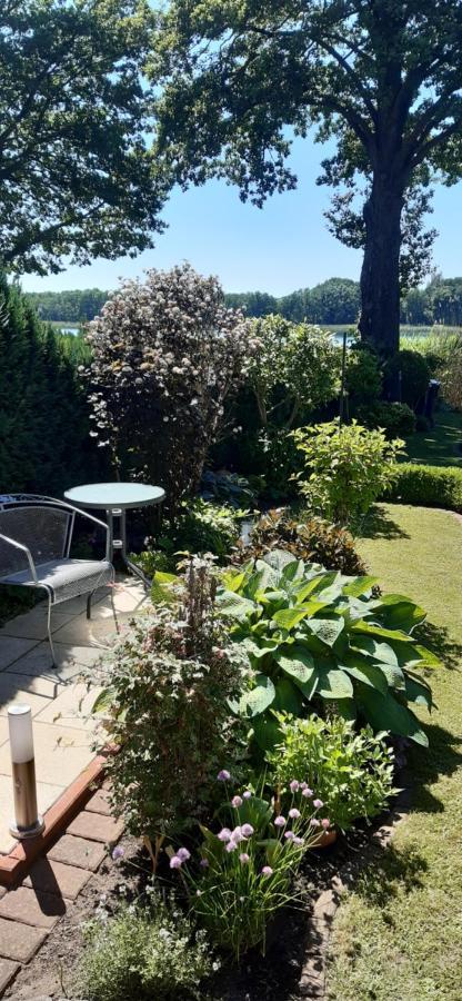 Bungalow Idylle Am See Neuruppin Kültér fotó